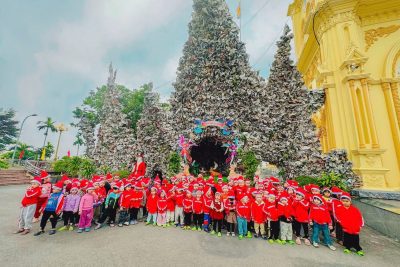 THĂM QUAN TRẢI NGHIỆM NHÂN DỊP GIÁNG SINH TẠI NHÀ THỜ GIÁO XỨ LIÊU NGẠN CỦA CÁC BẠN NHỎ TRƯỜNG MẦM NON NGHĨA SƠN – XÃ NGHĨA SƠN – TỈNH NINH BÌNH